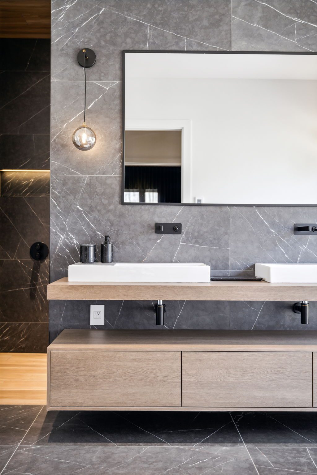 Salle de bain principale, double vasque